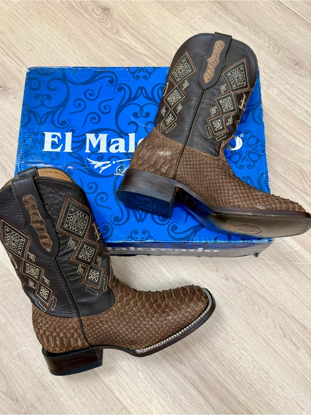 NIB EL MALCREADO Men’s Bulldog Python Western Boots in Tamarindo Size 8.5
